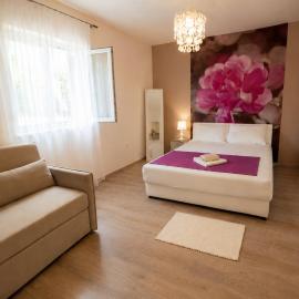 Apartment Ivan: Marina şehrinde bir otel