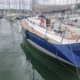 voilier sur le port Perros Guirec, hotel in Perros-Guirec
