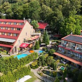 Penzion M - Resort Vranovská pláž, hotel in Štítary