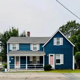 Pet friendly cottage near Boston