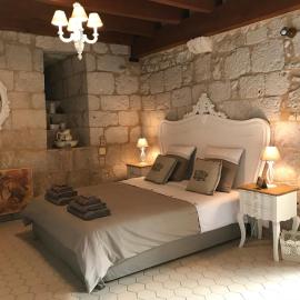 B&B Chambre d'hôte Estutt au château