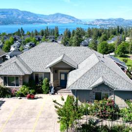Lakeview 2-bed 2-bath Entire Suite near Summerhill Winery, hotel in Kelowna