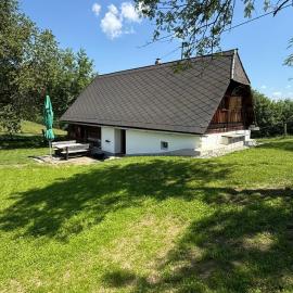Almhütte - die Esel Huam, hotel in Frauenberg