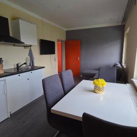 Geräumiges Apartment in ruhiger Lage โรงแรมในBiblis