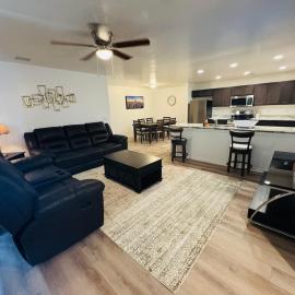 Prime Location Near Hospital & Restaurants, Hotel in Kingman