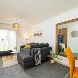 Stunning Bungalow Apartment - 3-4 beds - Parking, hotel in Market Rasen