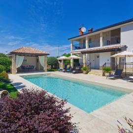 Villa Morgan by Rent Istria, hotel in Umag