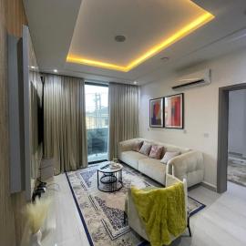 Lovely & Cozy 1 Bedroom Apartment, hotel en Araromi