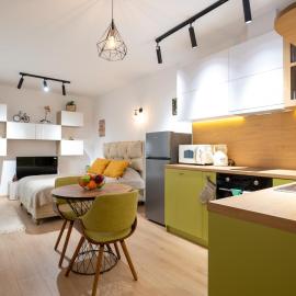 Studio Starlight 9