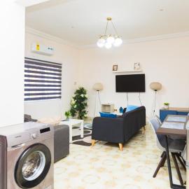 East Legon Luxury Stay - AC, Wifi, Netflix