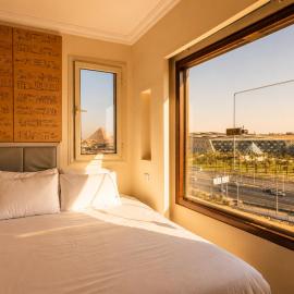 Grand Egyptian Museum & Khufu Pyramids View, hotel v Káhire