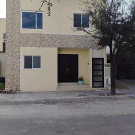Comfortable relaxing home, guest connection, ξενοδοχείο σε Monterrey