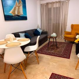 Casaberian Manilva Beach Estepona, Marbella, Malaga, SPAIN, hotel v destinácii Manilva