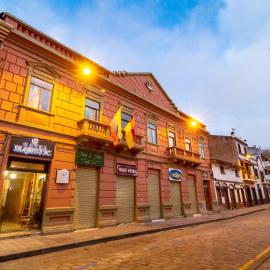 Hotel Majestic 1 Centro Histórico Cuenca, hotelli kohteessa Cuenca