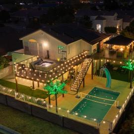 Swimming Pool! Hot Tub, Ping-Pong & Pool Table, hotel v destinaci Albuquerque