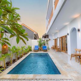 Kubu YN Bali โรงแรมในจิมบาราน