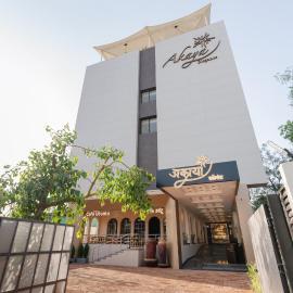 Akaya Elegance, hotel a Ahmadnagar