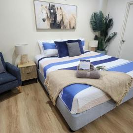 Gold City Motel, hotelli kohteessa Charters Towers