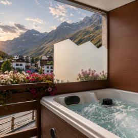 Cervinia Ski Apartment François - Private Hot Tub & Mountain View