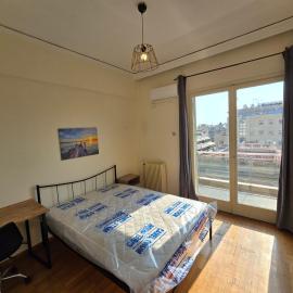 GRI LAMBR - Room 2 - SHARED APARTMENT - Beautiful Views in The Center Of Piraeus
