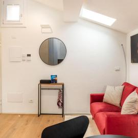 GuestHost - Comfy Studio in Modena Center