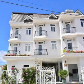Zanya villa & coffee, hotel em Da Lat