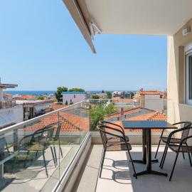 Adriana Suites, Comfortable living in Nea Kallikratia, hotel in Nea Kallikrateia