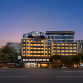 泉州晋江国际机场丽呈兰觅设计师酒店 – hotel w mieście Jinjiang