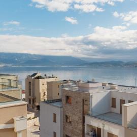 Bella Vista Kumbor Apartments, hotel i Baošići