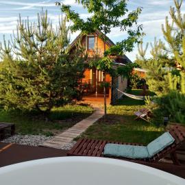 Domek pod czerwonym Dębem, Hotel in Stare Kiejkuty