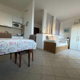 La casetta di Piazza Roma, Hotel in Bracciano