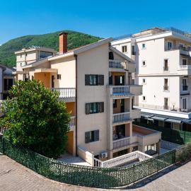 Eden Guest House – hotel w Budvie