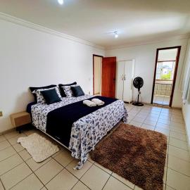 Hostel onda azul