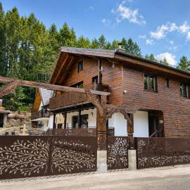 Anna Sela, hotel in Vrbov