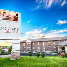 Grand Oaks Hotel, hotell i Branson