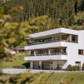 Apartment Waldesruh, hotel in Oetz