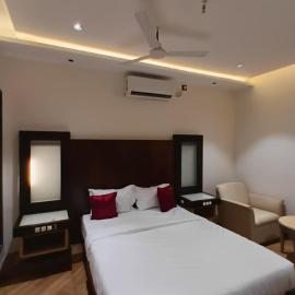 hotel sunfire, hotel en Chhindwāra