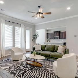 Your Home Away from Home Beautiful Retreat!, hotel v destinácii Burleson