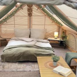Romantisches Glamping Zelt auf Rügen - Übernachten mitten im Kiefernwald - nur 100m bis zum Strand - Ideal für Paare und kleine Familien - Zelt Nr 2, hotel u gradu 'Dranske'