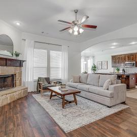 Cozy Retreat at 309 Prince John Drive in Saginaw