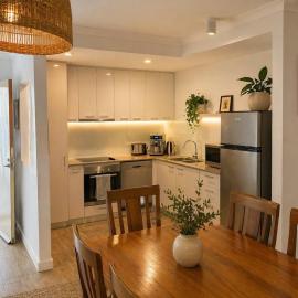 Sundown terrace, hotel in North Fremantle