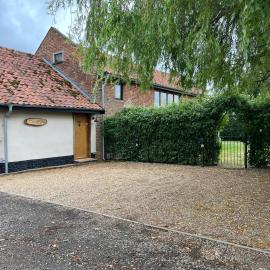 Old Field Barn Luxury B&B, hotel u gradu Attleborough