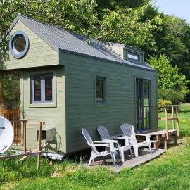 Tiny House Climatisée Bernières, hotel u gradu 'Bernières'