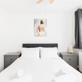 2Bed Semi Fast Wi-Fi & Parking, Leamington Spa - Pass the Keys