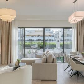 FIRST CLASS Villa DAMAC Santorini Bliss Paradise, hotel di Dubai Marina