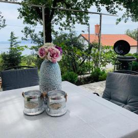Sea view studio apartment