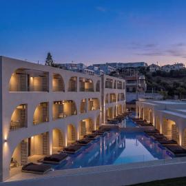 Dore Hotel, מלון באגיה מרינה ניאה קידוניאס