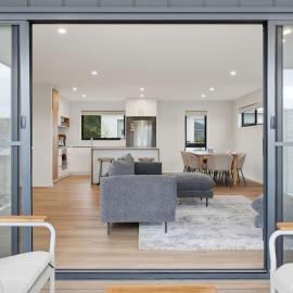 Modern Lindisfarne Retreat, hotel in Lindisfarne