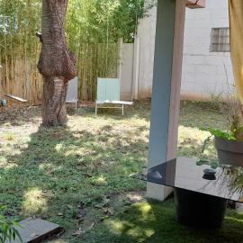 2 pièces de plain-pied avec parking et jardin au calme, hotel en Antony