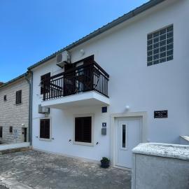 Marijana Bol Apartments